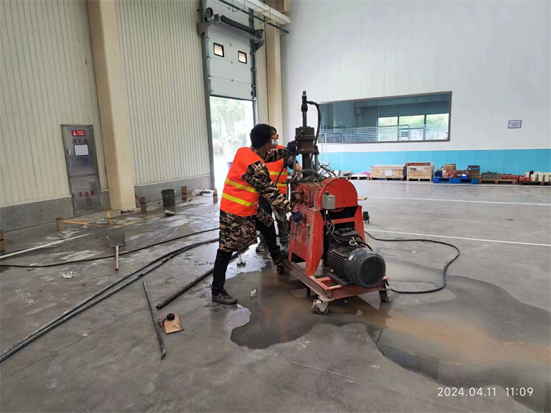 武定厂房地面下沉塌陷注浆加固施工